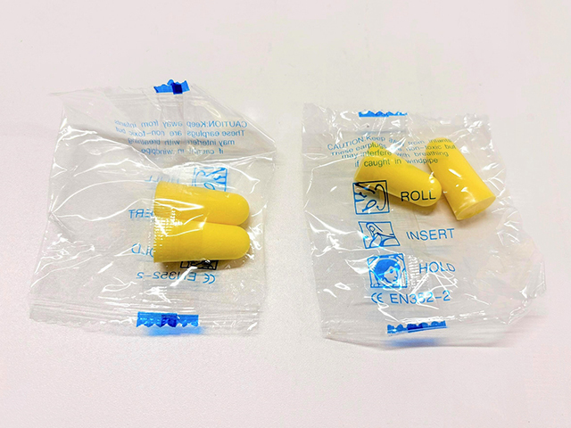 使い捨ての耳栓